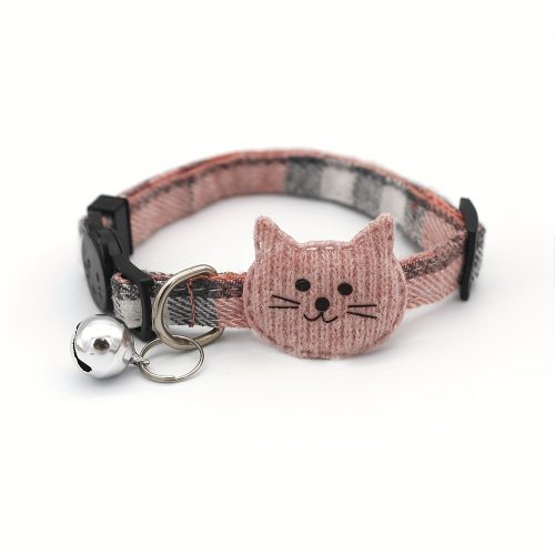 A New Style of Plaid Cat Collar with a Pet Bell And Patch Cat Buckle